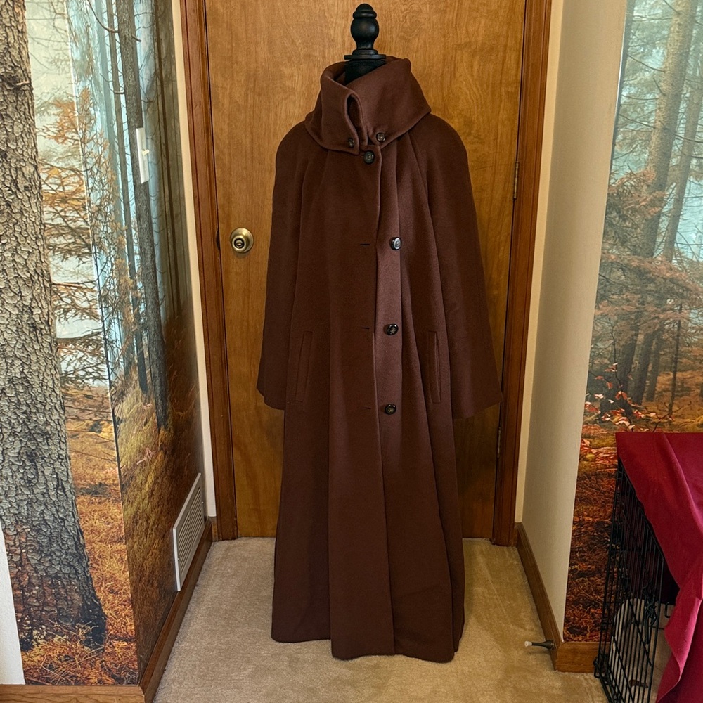 Sophisticated Brown Women's Cape Opera Coat